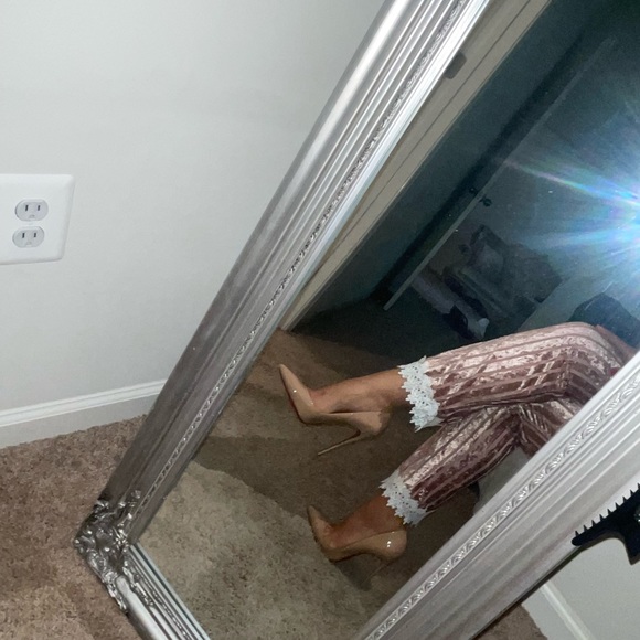 Nude so Kate Christian Louboutin‘s size 38 1/2 - Picture 6 of 7